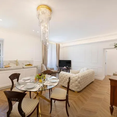 Ile Deluxe Apartment *